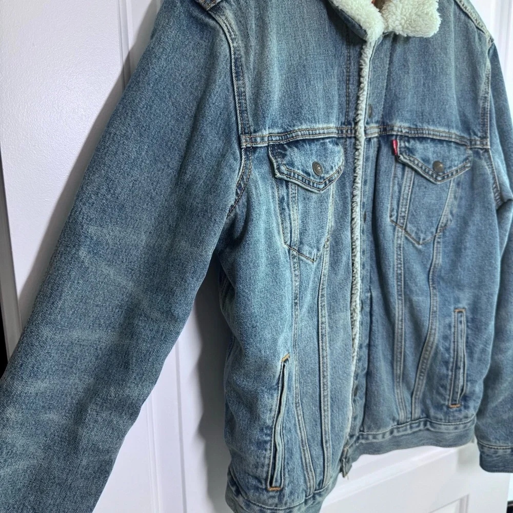 Levi's Blue Denim Sherpa Jacket - Picture 9 of 16